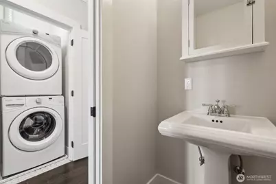 211 Market Street, Pacific Beach, WA 98571 - Photo 13