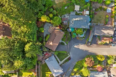 8433 221st Place SW, Edmonds, WA 98026 - Photo 31