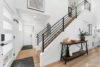 14018 2nd Avenue NW, Seattle, WA 98177 - Photo 3