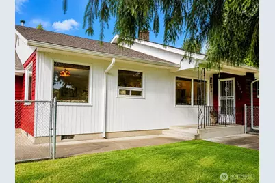 3649 Old Pacific Highway S, Kelso, WA 98626 - Photo 3