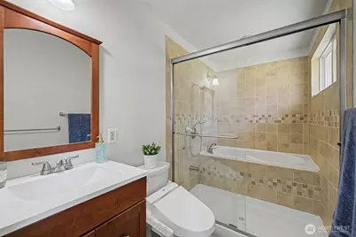 19922 Dayton Avenue N, Shoreline, WA 98133 - Photo 25