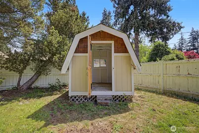 19922 Dayton Avenue N, Shoreline, WA 98133 - Photo 5