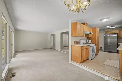 19922 Dayton Avenue N, Shoreline, WA 98133 - Photo 15