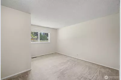 19922 Dayton Avenue N, Shoreline, WA 98133 - Photo 23