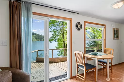 90 Lakeshore Place, Hoodsport, WA 98548 - Photo 17