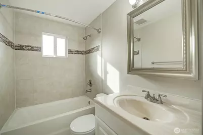 9840 NE 116th Street #4, Kirkland, WA 98034 - Photo 13