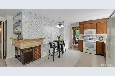 2618 168th Place NE, Bellevue, WA 98008 - Photo 11