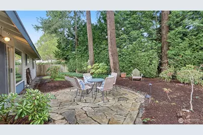 2618 168th Place NE, Bellevue, WA 98008 - Photo 21
