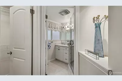 2618 168th Place NE, Bellevue, WA 98008 - Photo 15