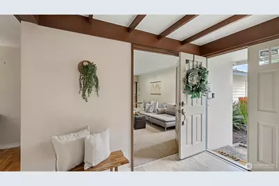 2618 168th Place NE, Bellevue, WA 98008 - Photo 3