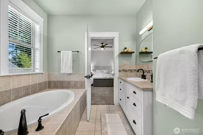1226 Geneva Hills Road, Bellingham, WA 98229 - Photo 15