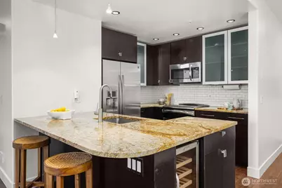 3221 SW Avalon Way #105, Seattle, WA 98126 - Photo 7