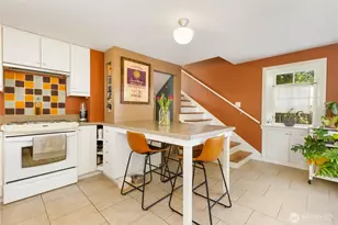 7708 35th Ave S, Seattle, WA 98118 - Photo 9