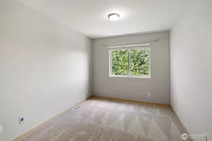 110 S Cambrian Ave, Bremerton, WA 98312 - Photo 29