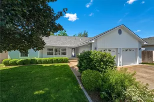 22 Parkwood Cir, Walla Walla, WA 99362 - Photo 1