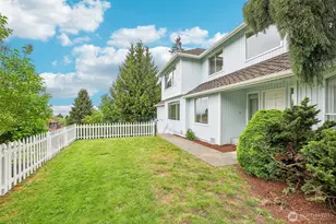 5223 68th Dr NE, Marysville, WA 98270 - Photo 3