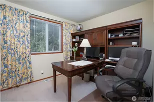 10717 Suncrest Dr, Anderson Island, WA 98303 - Photo 15