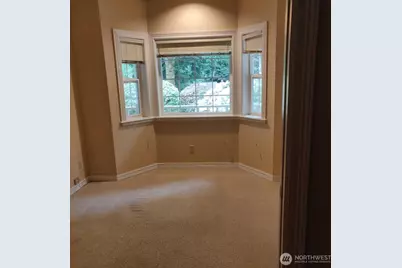 8511 Ferncliff Avenue NE, Bainbridge Island, WA 98110 - Photo 15