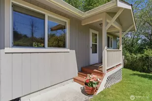 6784 NE Whidbey Dr, Hansville, WA 98340 - Photo 5