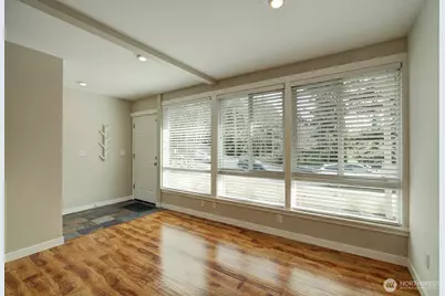 9840 NE 116th Street #1, Kirkland, WA 98034 - Photo 3