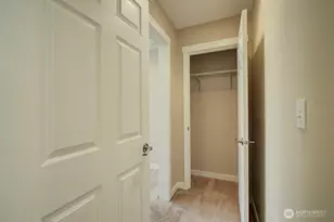 9840 NE 116th St, Kirkland, WA 98034 - Photo 15