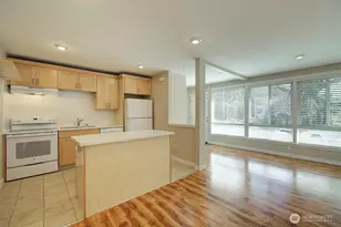 9840 NE 116th St, Kirkland, WA 98034 - Photo 5