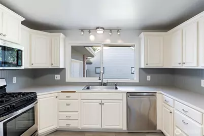 1116 W 1st Street, Centralia, WA 98531 - Photo 9