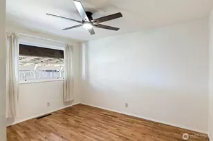 1116 W 1st St, Centralia, WA 98531 - Photo 17