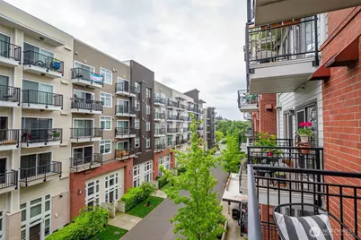 1015 Railroad Avenue #415, Bellingham, WA 98225 - Photo 27