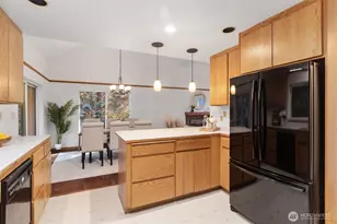 5307 156th St SE, Bothell, WA 98012 - Photo 9