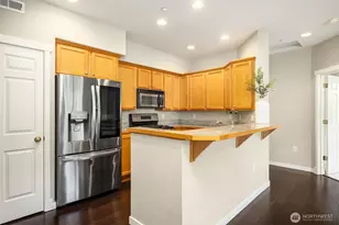 1601 NE Katsura St, Issaquah, WA 98029 - Photo 5
