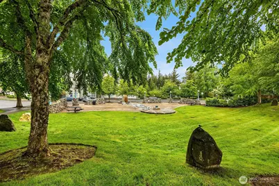 1601 NE Katsura Street #103, Issaquah, WA 98029 - Photo 27