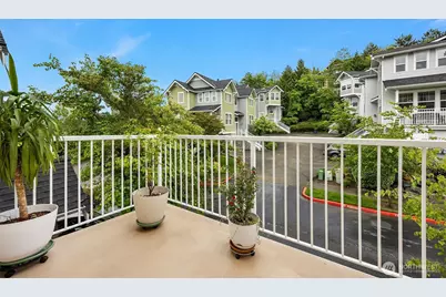 1601 NE Katsura Street #103, Issaquah, WA 98029 - Photo 21