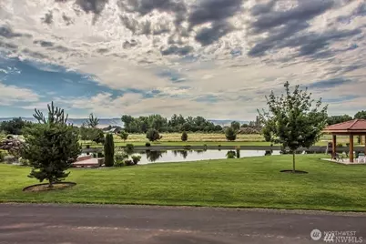 247 Ella Quintino Lane, Walla Walla, WA 99362 - Photo 5