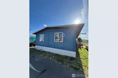 2022 W Broadway Avenue #1c, Moses Lake, WA 98837 - Photo 1