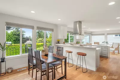 9226 25th Avenue NW, Seattle, WA 98117 - Photo 5