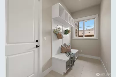 222 106th Avenue SE, Bellevue, WA 98004 - Photo 21