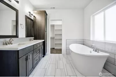 800 Barbara Lane, Centralia, WA 98531 - Photo 15