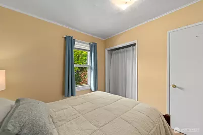 8844 18th Avenue SW, Seattle, WA 98106 - Photo 15