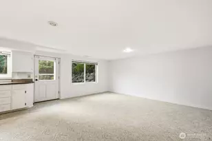 10851 Marine View Dr, Seattle, WA 98146 - Photo 29
