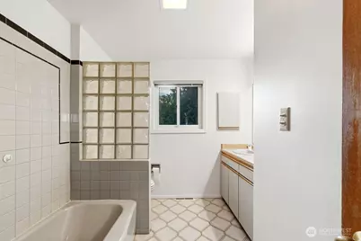 10851 Marine View Drive, Seattle, WA 98146 - Photo 23