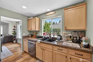 20511 SE 261st Pl, Covington, WA 98042 - Photo 5