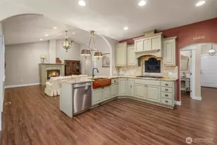 8401 Dawn Hill Dr SE, Olympia, WA 98513 - Photo 9