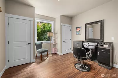 8401 Dawn Hill Drive SE, Olympia, WA 98513 - Photo 5