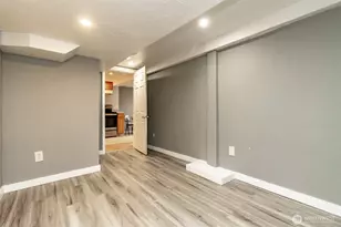 10033 Des Moines Memorial Dr S, Seattle, WA 98168 - Photo 33