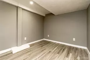 10033 Des Moines Memorial Dr S, Seattle, WA 98168 - Photo 35