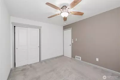 253 E Mountain View Drive, Allyn, WA 98524 - Photo 23