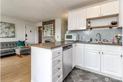 1020 S 230th Street #107, Des Moines, WA 98198 - Photo 11