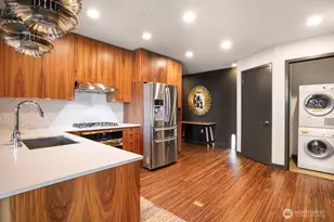 2033 2nd Ave, Seattle, WA 98121 - Photo 23