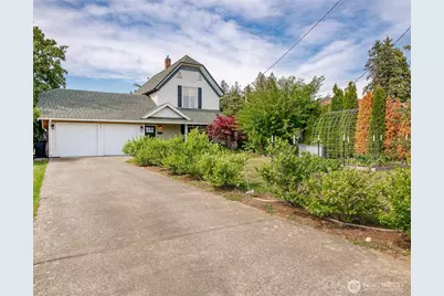 704 Glenning Street, Lynden, WA 98264 - Photo 3